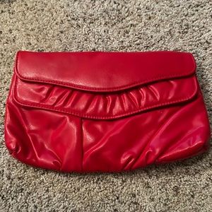 Double-button clutch